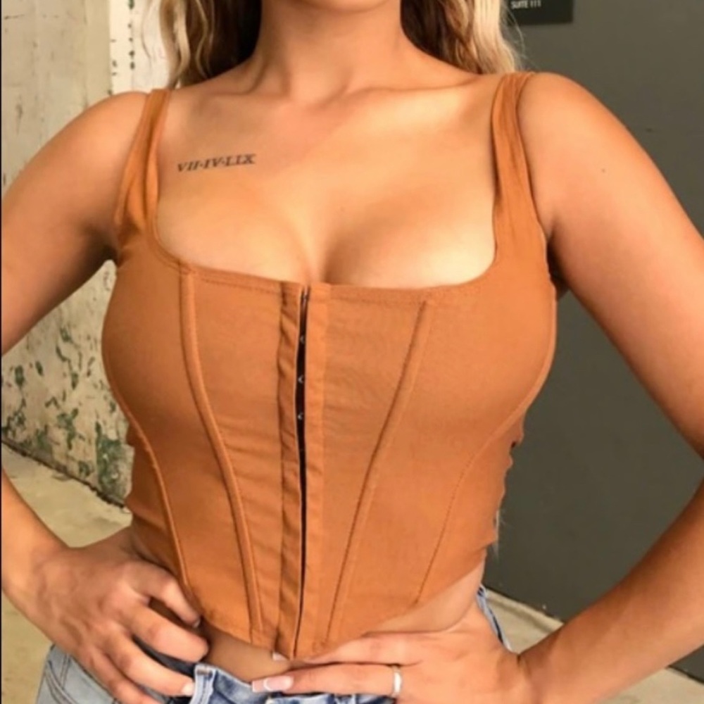 Honeybum Corset